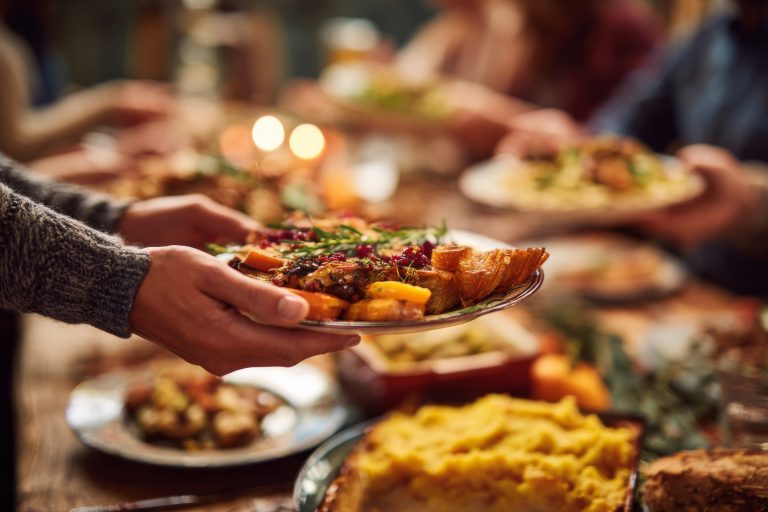THANKSGIVING DINNER OPTIONS FOR ALL TASTES